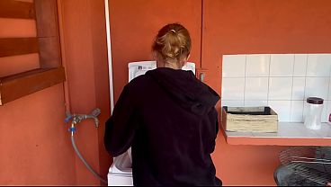 WASHING MACHINE ROOM - THE NEIGHBOUR SUCKS COCK AND I CUM IN HER MOUTH