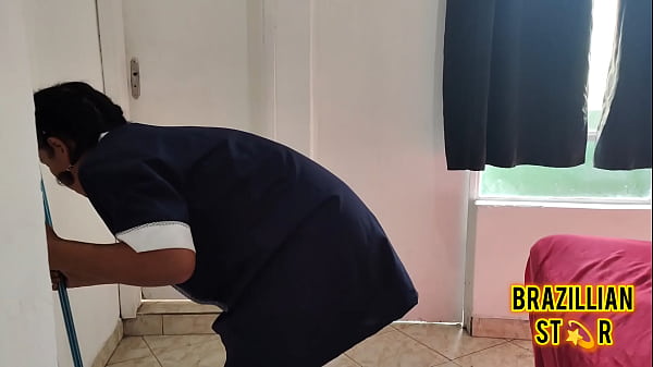 Hot mature MILF is masturbating...