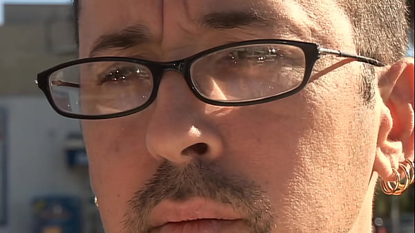 Blonde Slut Kissy Gets Rammed By Two Big Dicks In Her Ass For A Threesome