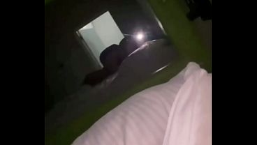 No tenía con que pagarle al Uber y se la mame y le di el culo