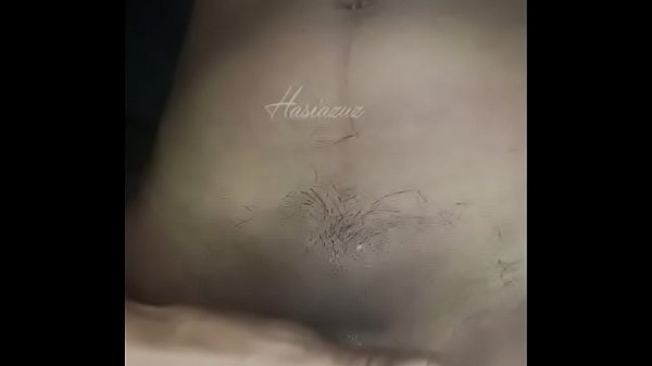 Love to fingering my creamy pussy