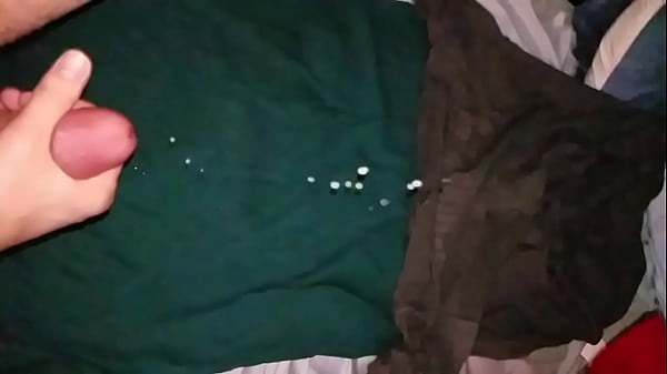 Download Video - New record cum shot distance