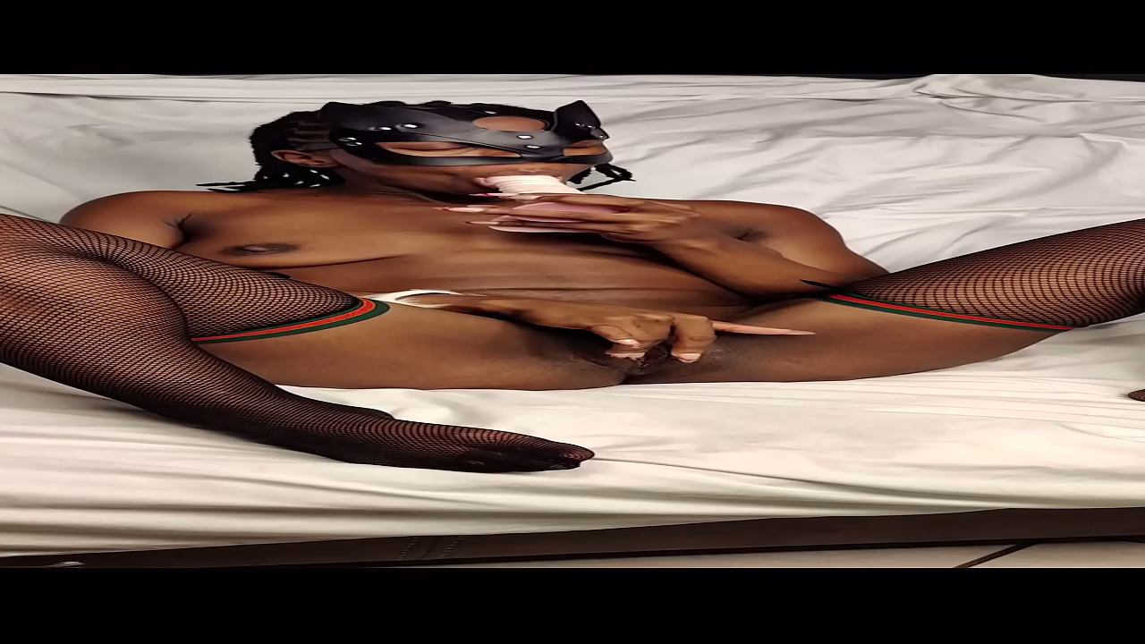 Mastibating my 1st solo