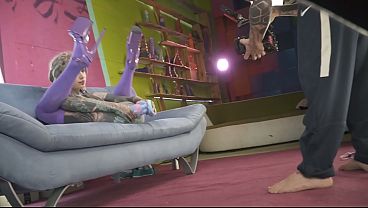 Behind the Scenes with Heavily Tattooed Skinny Girl Anuskatzz