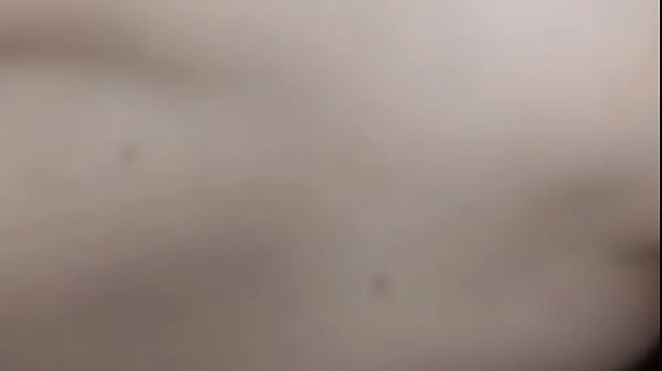 Estudiante dormid, despierta ardiente mojada su vagina.