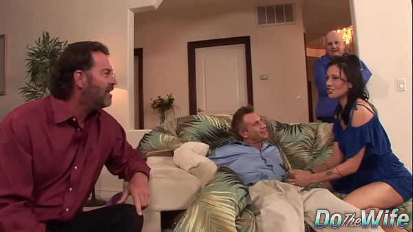 Cum Thirsty Wife Zoey Holloway Wants Her Hubby to Watch