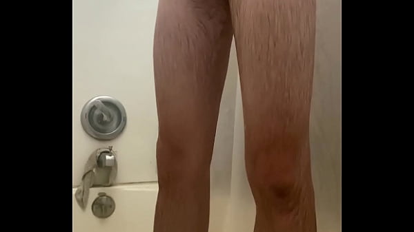 Download Video - Using my comb in the shower