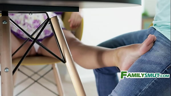 Latina Step Mom Cannot Resist StepSon - FamilySmut