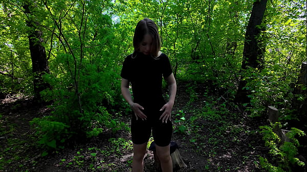 Caught fucking! Masturbating in the Fresh Air in the Forest 18 Years Old Teenage Girlfriend.
