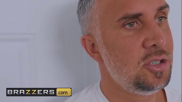 Download Video - Teens like it BIG - &lpar;Lexi Lore&comma; Keiran Lee&rpar; - Size Stamina - Brazzers