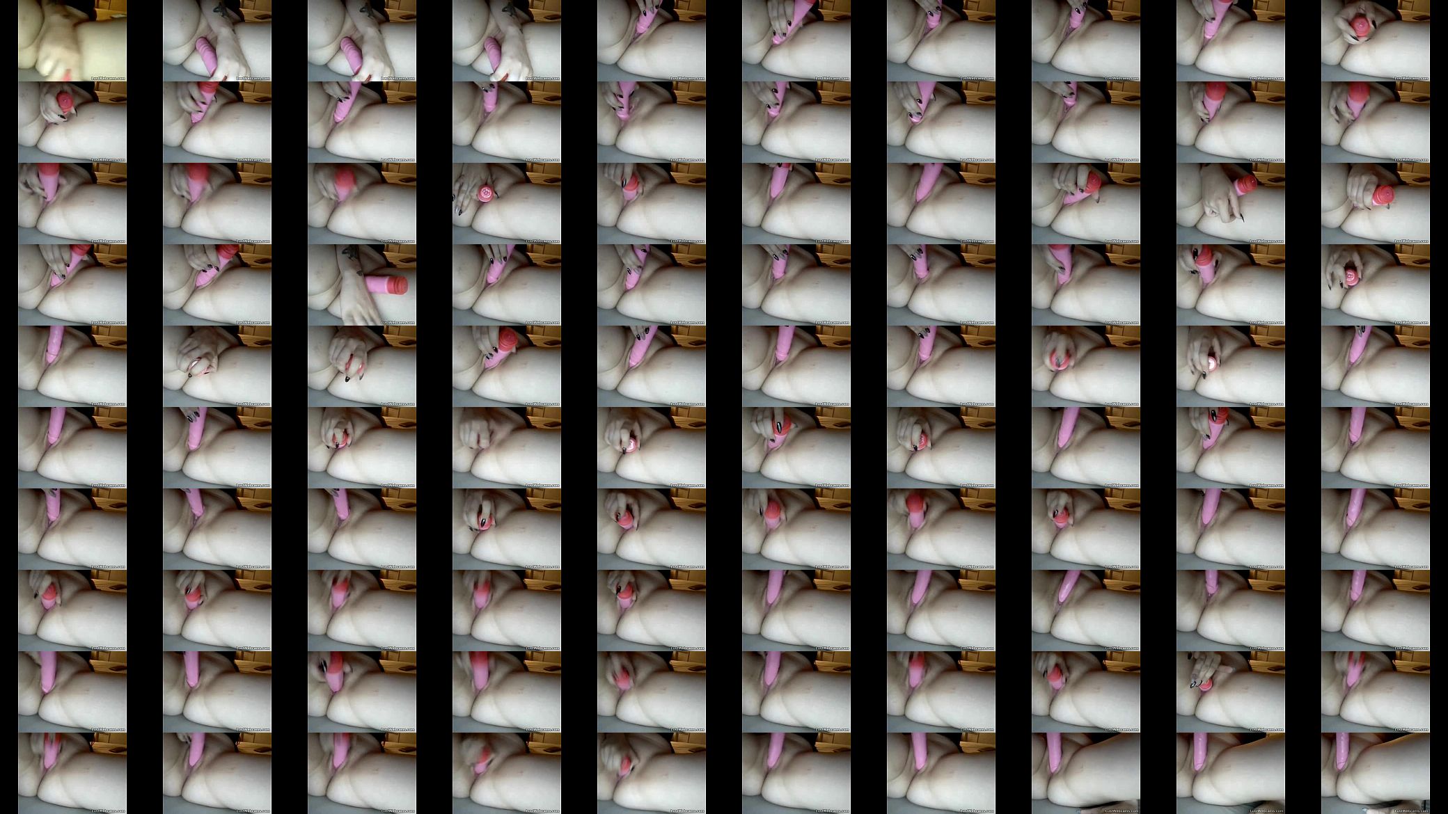 Horny amateur toys her pussy on webcam 预览图