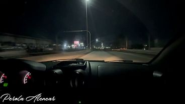 Safada conhece os melhores lugares pra fazer sex em publico com esse neg&atilde;o do pau grande