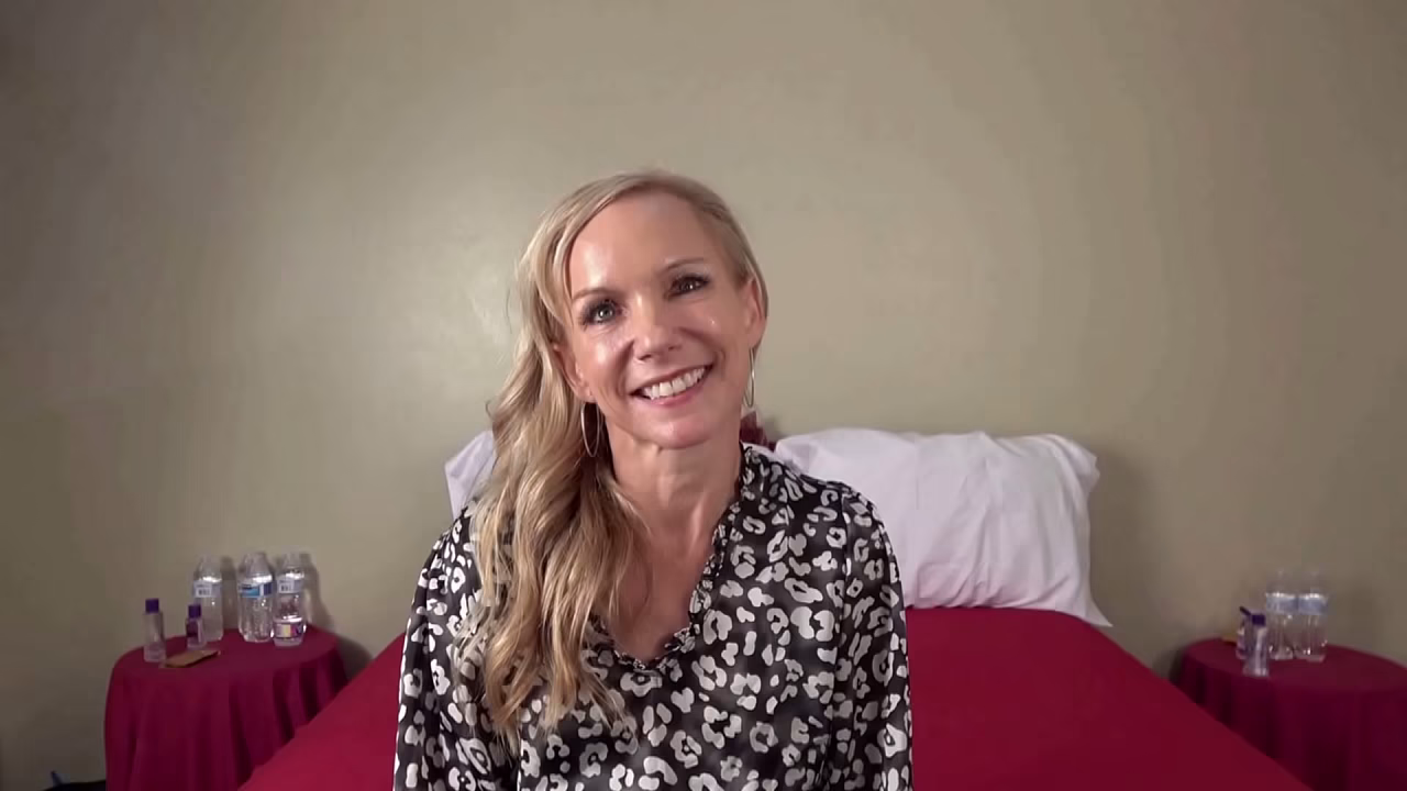 Desperate Amateurs het sexy big tit moms getting their tight pussies banged hard by big hard cock