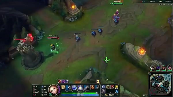 Gemendo com uma gameplay aleatoria de fundo ^^