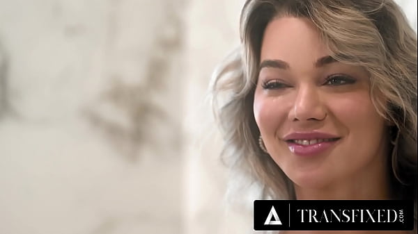 Download Video - TRANSFIXED - Natural GF Emma Rose Convinces Late For Work Cadence Lux To Have Passionate Shower Sex