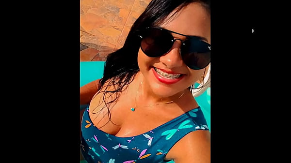 DELICIOUS woman