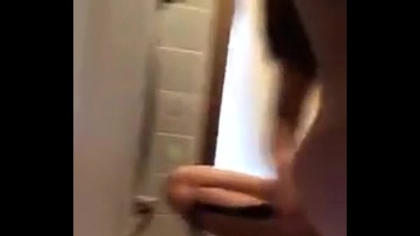 Download Video - Em teen show h&agrave;ng l&uacute;c t&aacute;&ordm;&macr;m&period;MP4