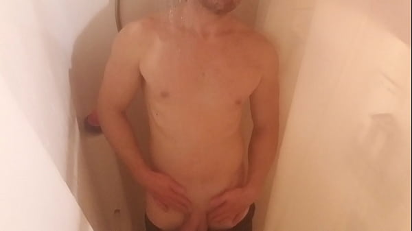 Plaisir Sous La Douche