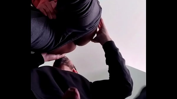 Le chup&eacute; la verga al macho de tal manera que me...