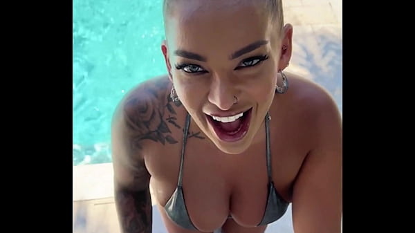 Pretty Bombshell Hayley Davis Is A Real Cock Lover
