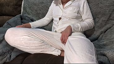 College Slut Fingers Pussy While Reading Book in Pajamas