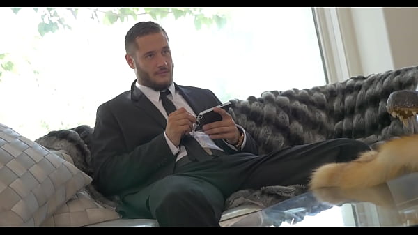 Sexy Aidra Fox Takes Danny's Big Cock Into Her Wet Pussy