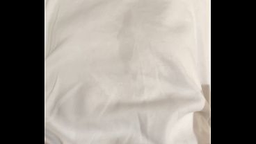 素人の人妻に体操着とブルマ着せてハメ撮りSEX