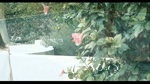 Sexy Little Fireball Jenna J Ross Gets Her Pussy Plowed In The Pool