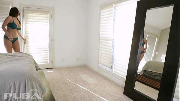 Six foot goddess Alison Tyler stuffs her pussy with a toy