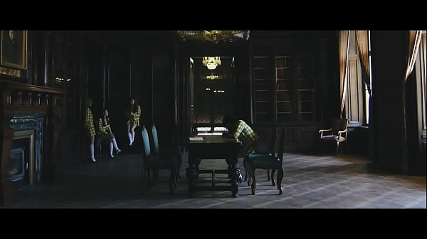 LOONA (that weird name that's like yxxv or some...