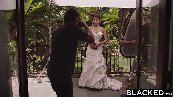 Download Video - BLACKED Sexy Model Sophia Leone Gets First BBC