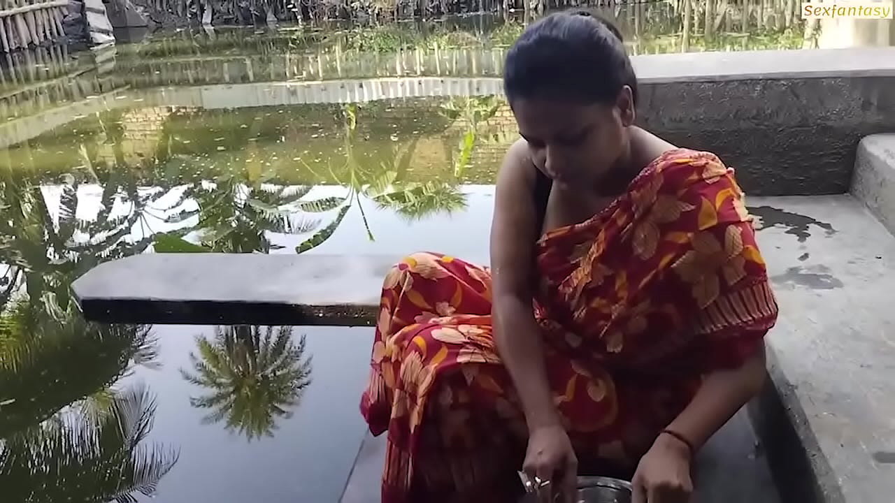 Indian Horny Teen Desi Bhabhi Having Hardcore Rough Fuck with Devar