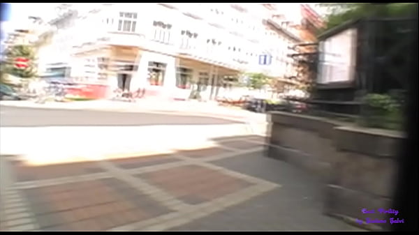 Download Video - Mi scopo La bionda Monica e gli vengo in bocca