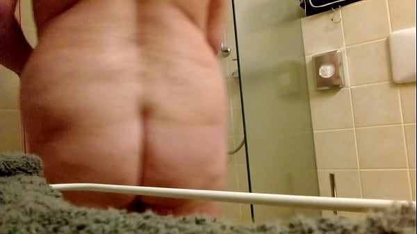 Hidden camera to my step aunt when she takes a shower