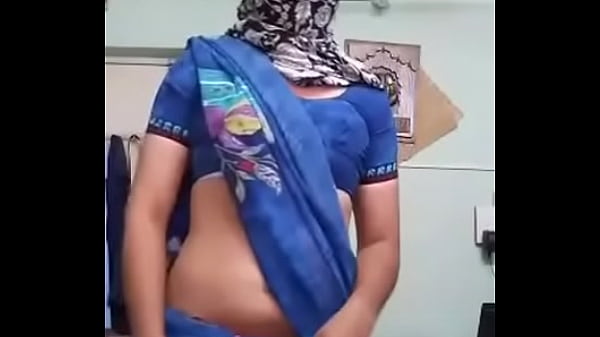 Indian crossy showing off in saree