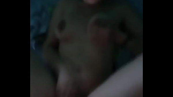 La Putain De Salope Aime La Bite Plus Qu'elle Ne Le Peut