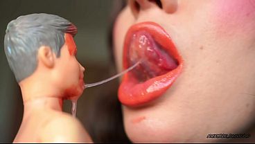 Gentle Giantess Nude dirty kiss and BJ