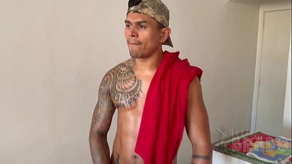 My Boyfriend Brought A Trans Man To Be Our Lunchbox