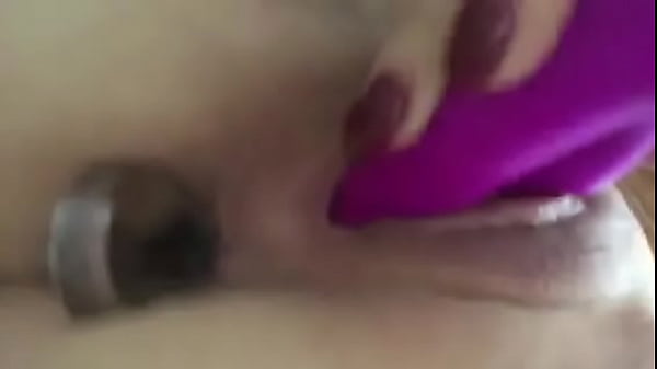 thumb bye bye buttplug