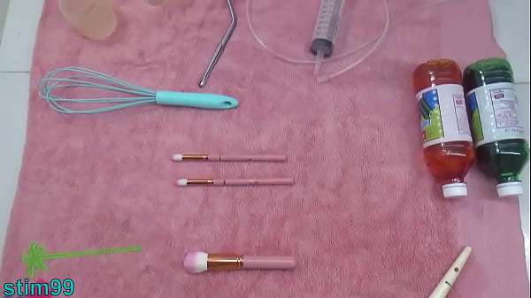 German Lesbian Threesome Cervix play and Peehole