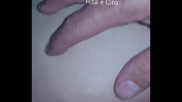 Mi faccio penetrare da Ciro nel buco del culo stretto..mi fa male con il grosso cazzo ma godo..