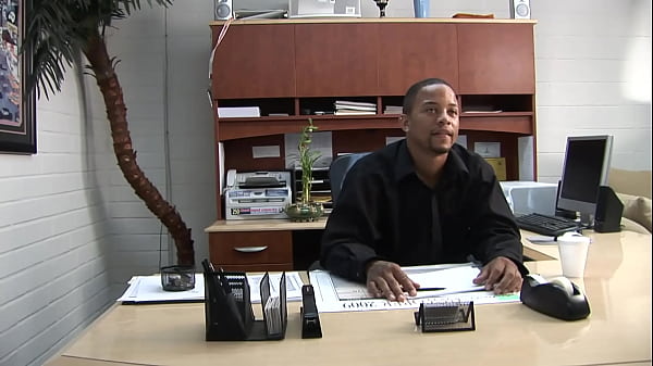 Lucky Starr Needs A Tip!