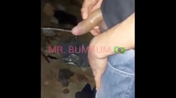 MACHO CASADO AVISOU QUE IRIA CHEGAR MAIS TARDE ...