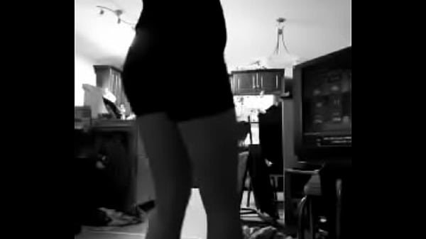 Teen twerking