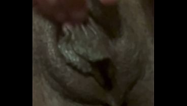 Can I tease you with my juicy pussy
