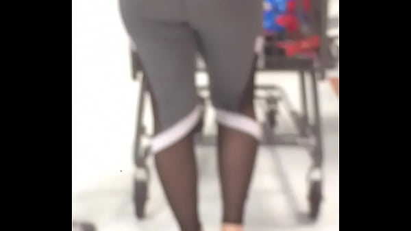 Trentenaire Spandex Marche Est De Retour Partie 3