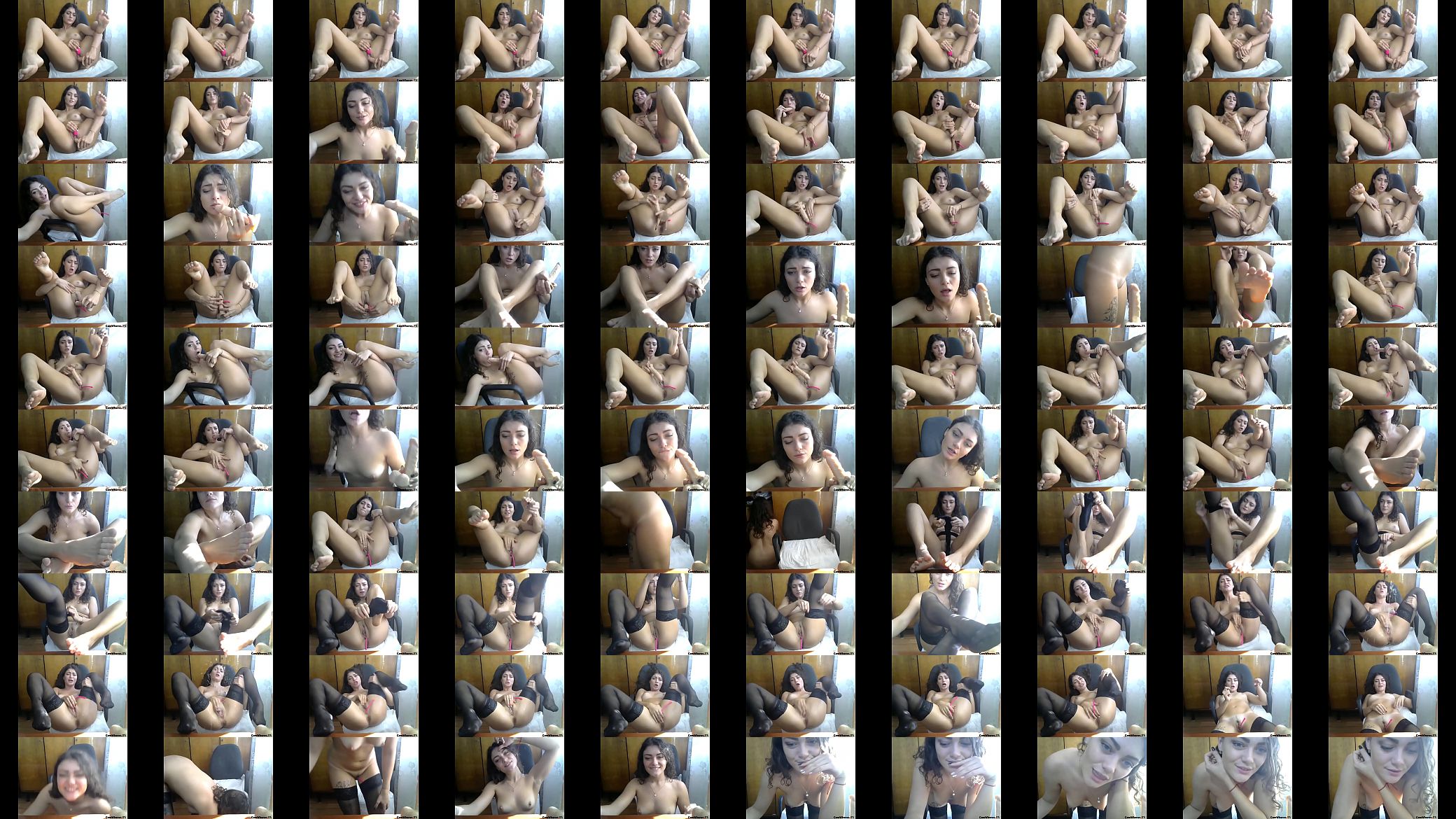 Sexy camgirl squirted hard 2 预览图