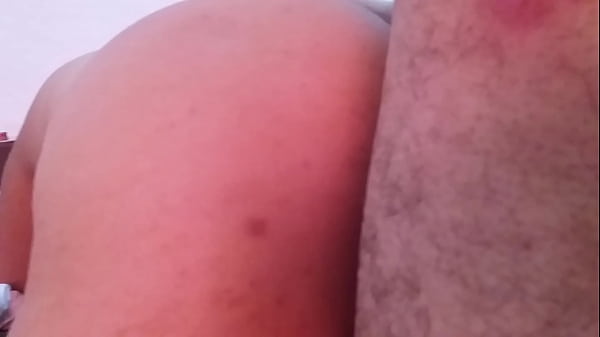 Fucking in the hotel with my girlfriend and moans rich while she asks me for more and her pussy