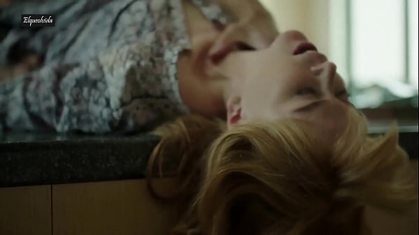 Nicole Kidman ♥ romp the kitchen