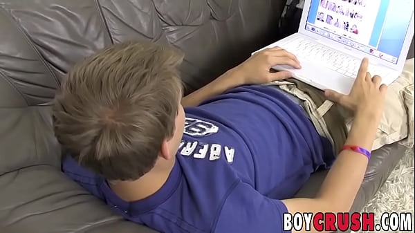 Download Video - Adorable young twink John Hyde jerks off and anal plays solo